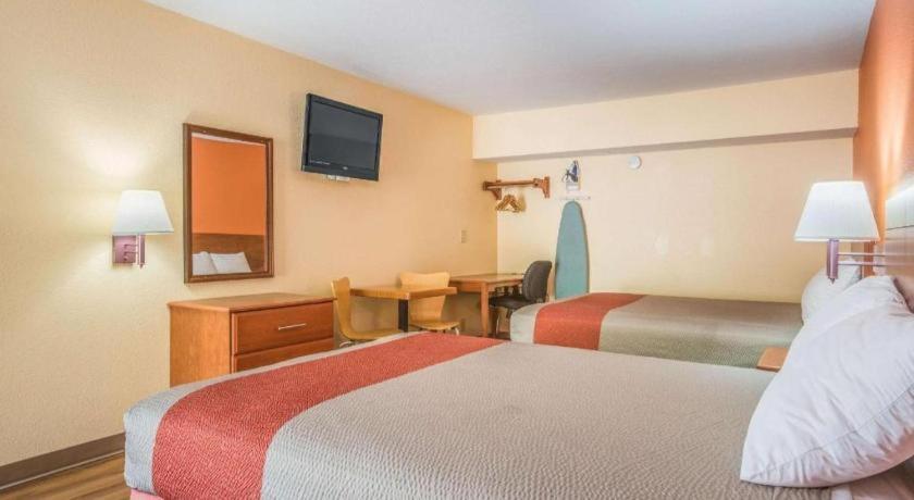 Rodeway Inn & Suites Macon Exterior foto
